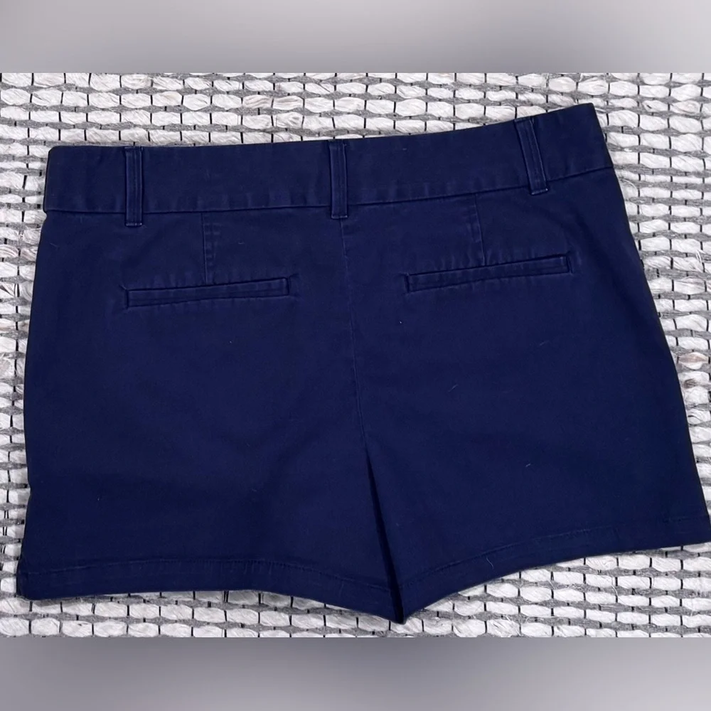 Ann Taylor LOFT Blue Riviera Shorts, size 8